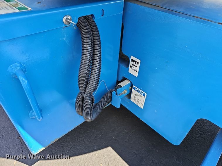 image for item NU9132 2013 Genie Z34/22N  boom lift