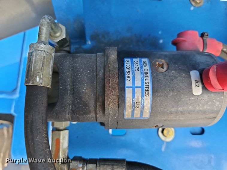 image for item NU9132 2013 Genie Z34/22N  boom lift