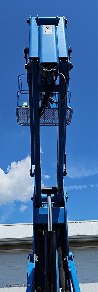 image for item NU9132 2013 Genie Z34/22N  boom lift