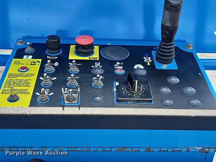 image for item NU9132 2013 Genie Z34/22N  boom lift