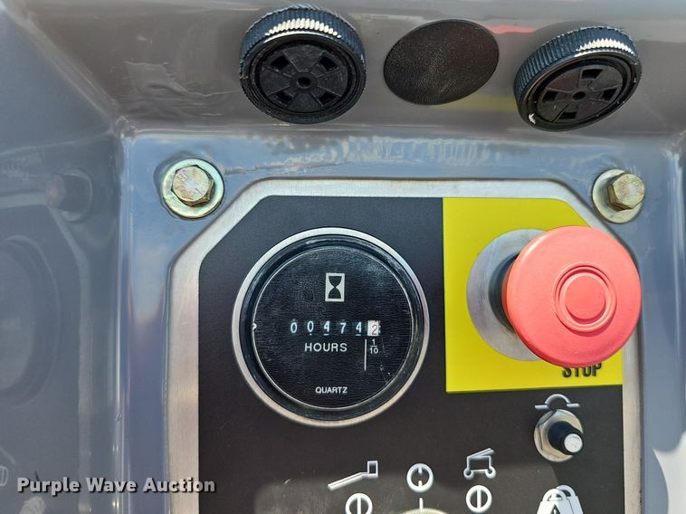 image for item NU9132 2013 Genie Z34/22N  boom lift