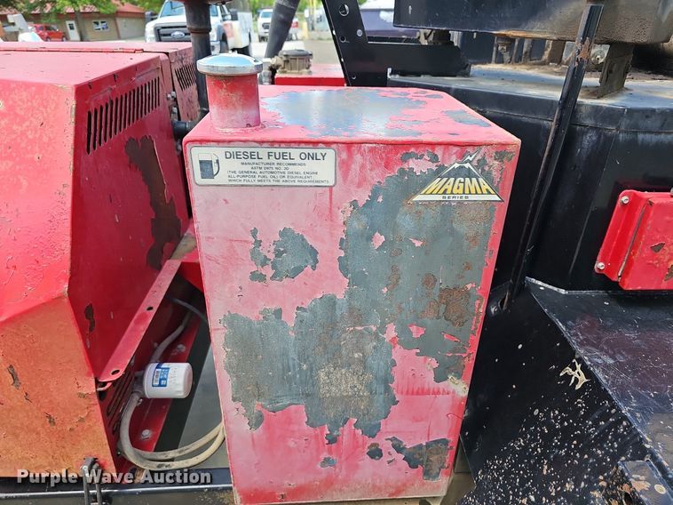 image for item NX9698 2010 Cimline Magma 110  melter applicator