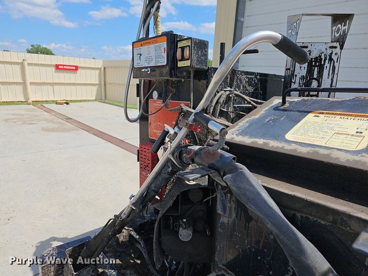 image for item NX9698 2010 Cimline Magma 110  melter applicator