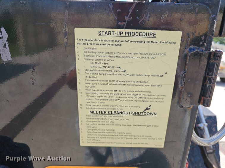 image for item NX9698 2010 Cimline Magma 110  melter applicator