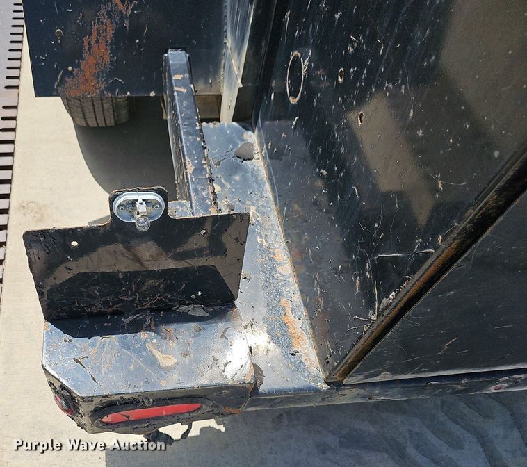 image for item NX9698 2010 Cimline Magma 110  melter applicator