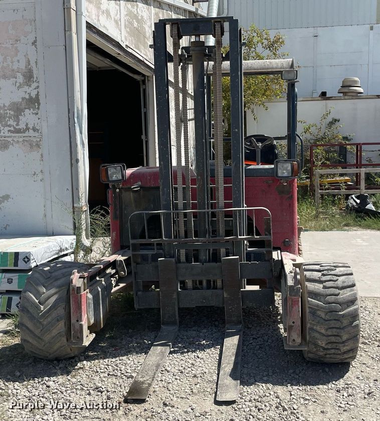 image for item NY9552 2013 Moffett M55  forklift