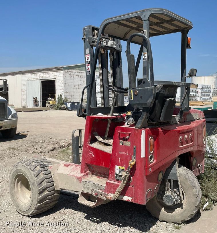 image for item NY9552 2013 Moffett M55  forklift