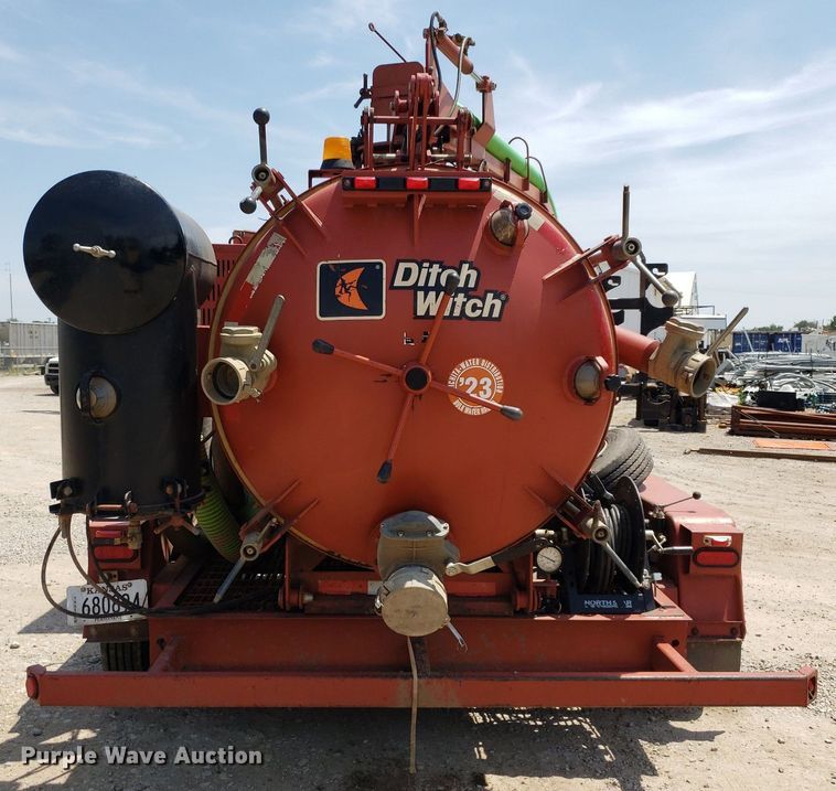 image for item OB9734 2008 Ditch Witch FX60  vacuum excavator