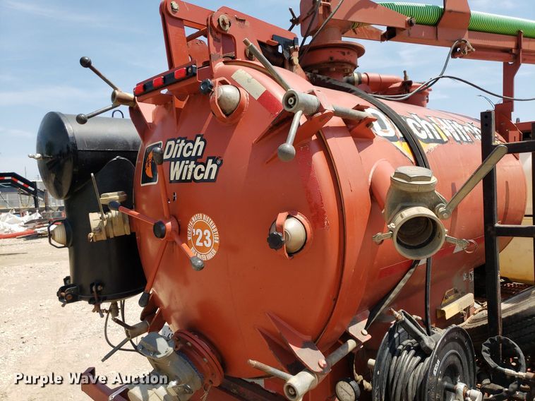 image for item OB9734 2008 Ditch Witch FX60  vacuum excavator