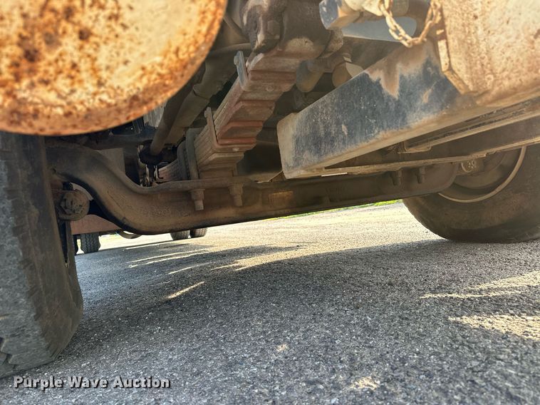 image for item OC9075 1996 International 2554  sewer jetter truck