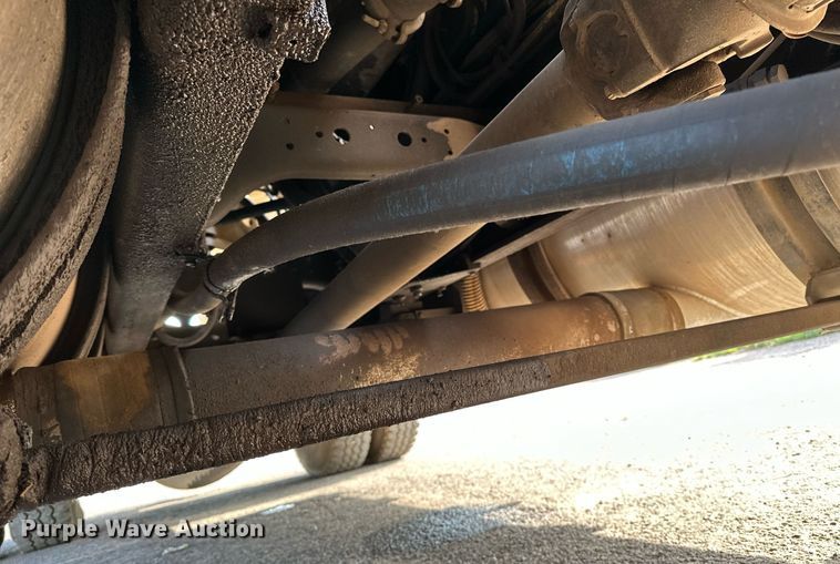 image for item OC9075 1996 International 2554  sewer jetter truck