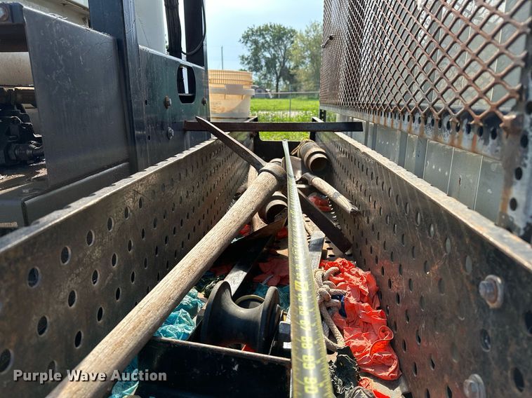 image for item OC9075 1996 International 2554  sewer jetter truck