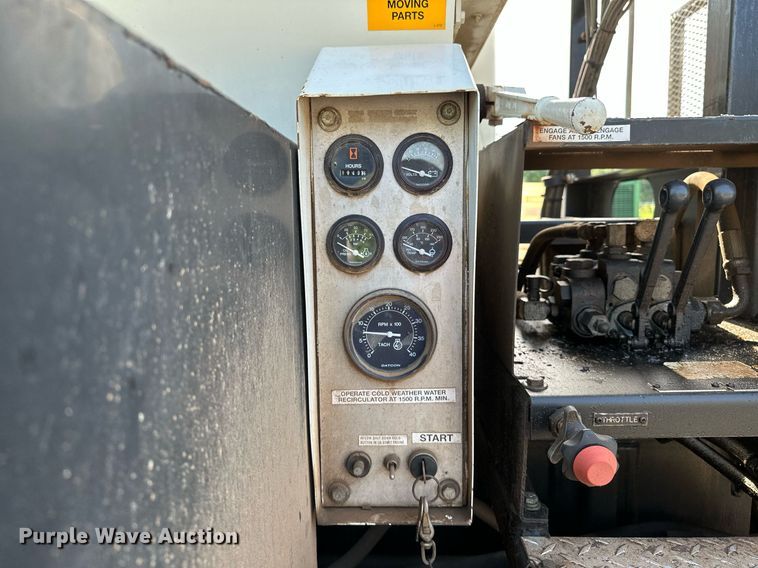 image for item OC9075 1996 International 2554  sewer jetter truck