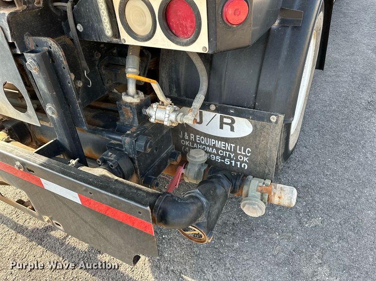 image for item OC9075 1996 International 2554  sewer jetter truck
