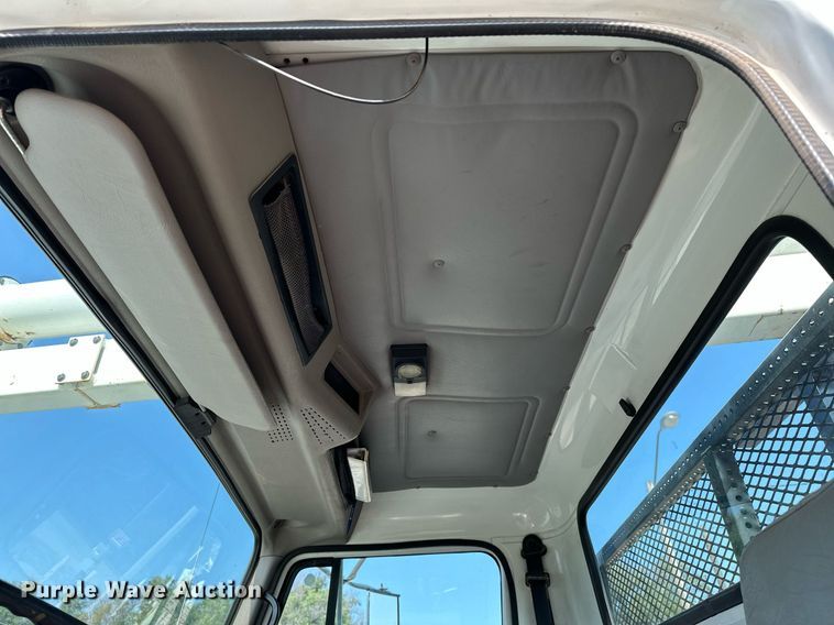 image for item OC9075 1996 International 2554  sewer jetter truck