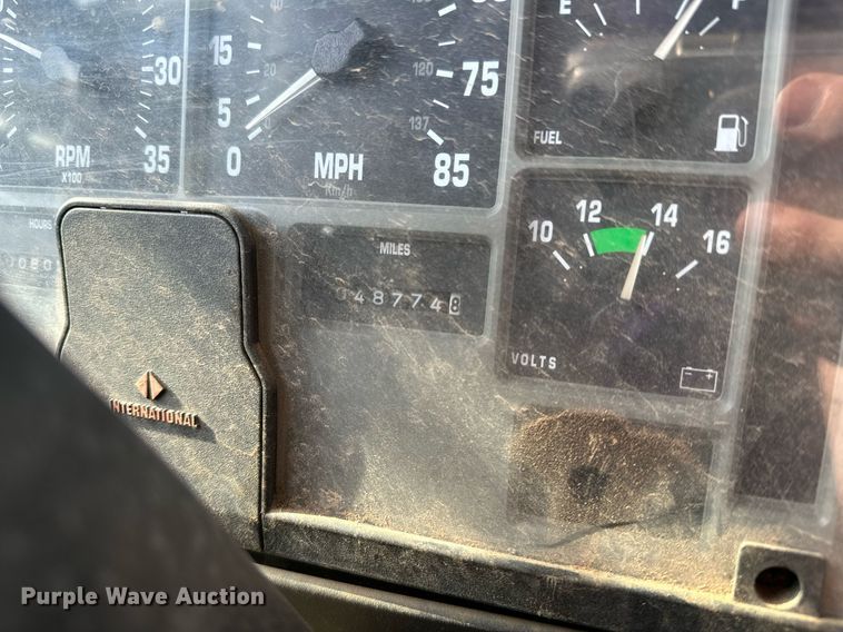 image for item OC9075 1996 International 2554  sewer jetter truck