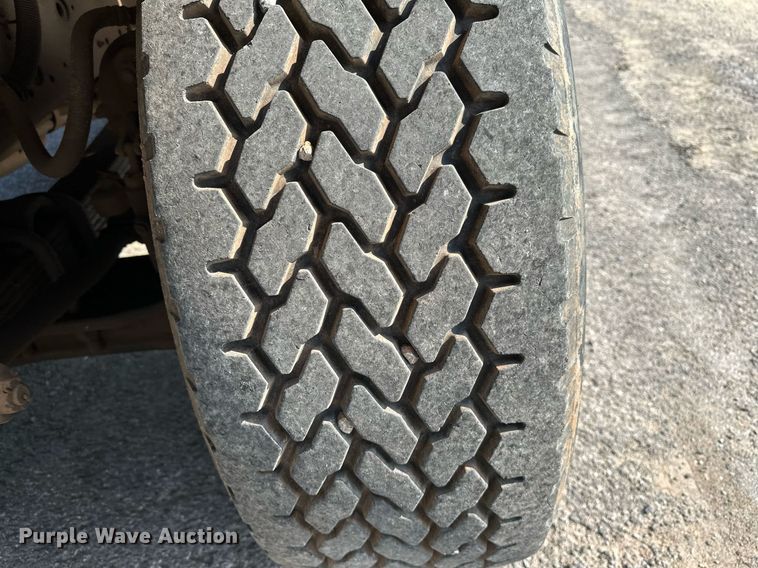 image for item OC9075 1996 International 2554  sewer jetter truck