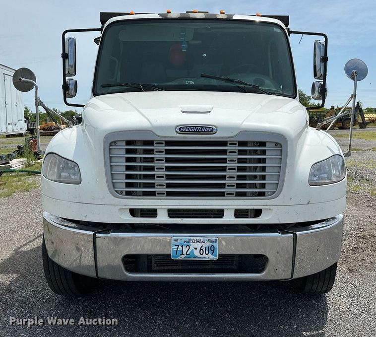 image for item OC9117 2008 Freightliner Business Class M2  dump truck