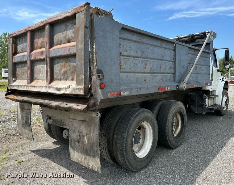 image for item OC9117 2008 Freightliner Business Class M2  dump truck