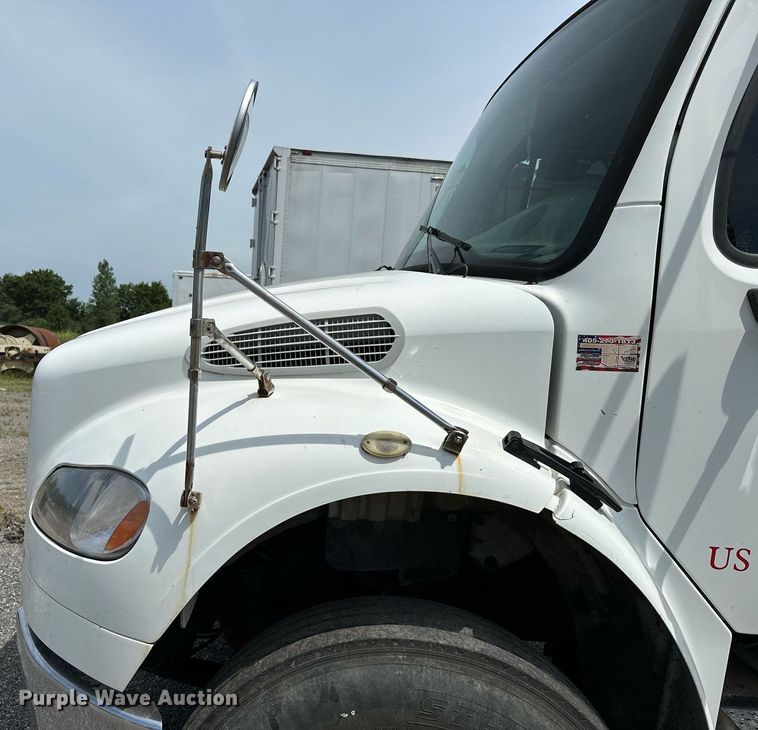 image for item OC9117 2008 Freightliner Business Class M2  dump truck