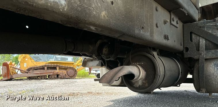 image for item OC9117 2008 Freightliner Business Class M2  dump truck