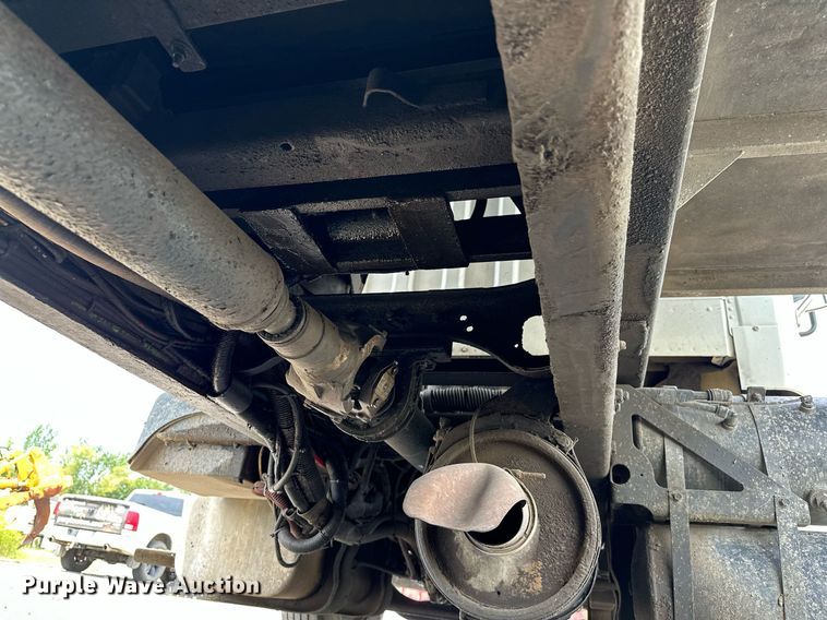 image for item OC9117 2008 Freightliner Business Class M2  dump truck