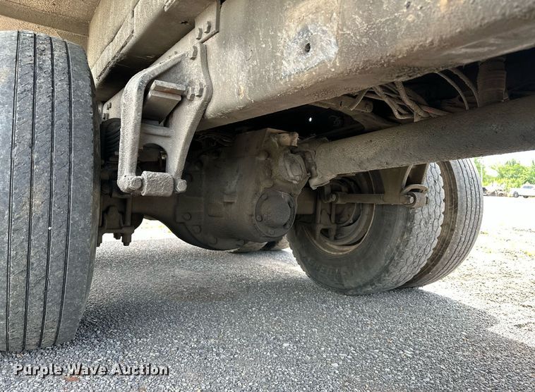 image for item OC9117 2008 Freightliner Business Class M2  dump truck