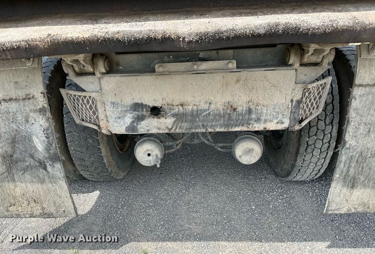 image for item OC9117 2008 Freightliner Business Class M2  dump truck