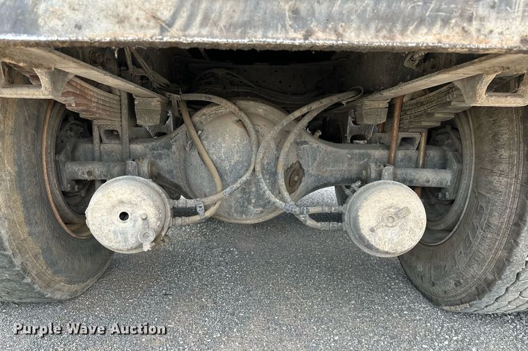 image for item OC9117 2008 Freightliner Business Class M2  dump truck