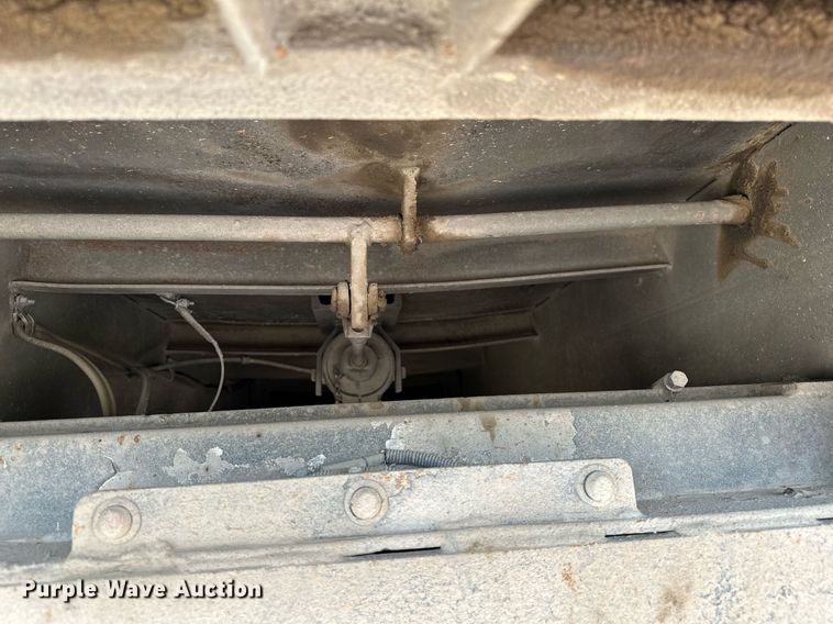 image for item OC9117 2008 Freightliner Business Class M2  dump truck