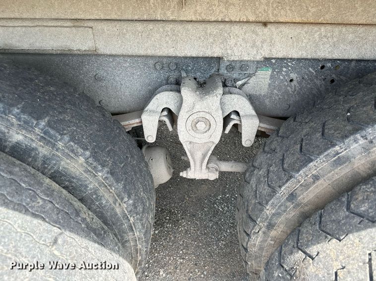 image for item OC9117 2008 Freightliner Business Class M2  dump truck