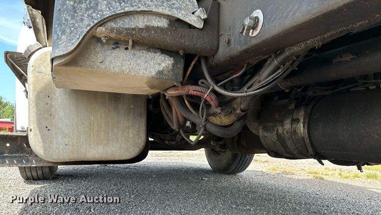 image for item OC9117 2008 Freightliner Business Class M2  dump truck