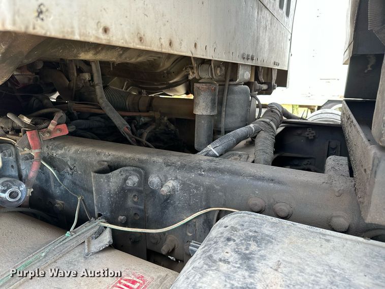 image for item OC9117 2008 Freightliner Business Class M2  dump truck