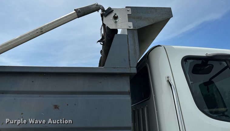 image for item OC9117 2008 Freightliner Business Class M2  dump truck