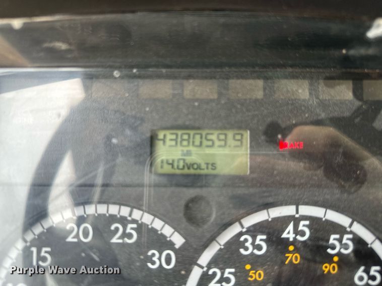 image for item OC9117 2008 Freightliner Business Class M2  dump truck