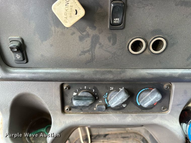 image for item OC9117 2008 Freightliner Business Class M2  dump truck