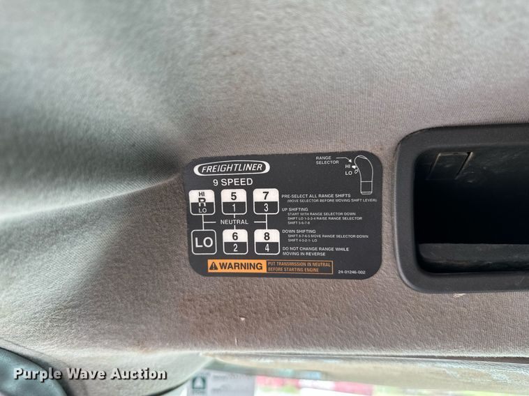 image for item OC9117 2008 Freightliner Business Class M2  dump truck