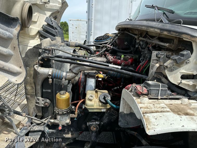 image for item OC9117 2008 Freightliner Business Class M2  dump truck