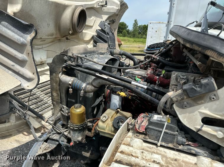 image for item OC9117 2008 Freightliner Business Class M2  dump truck