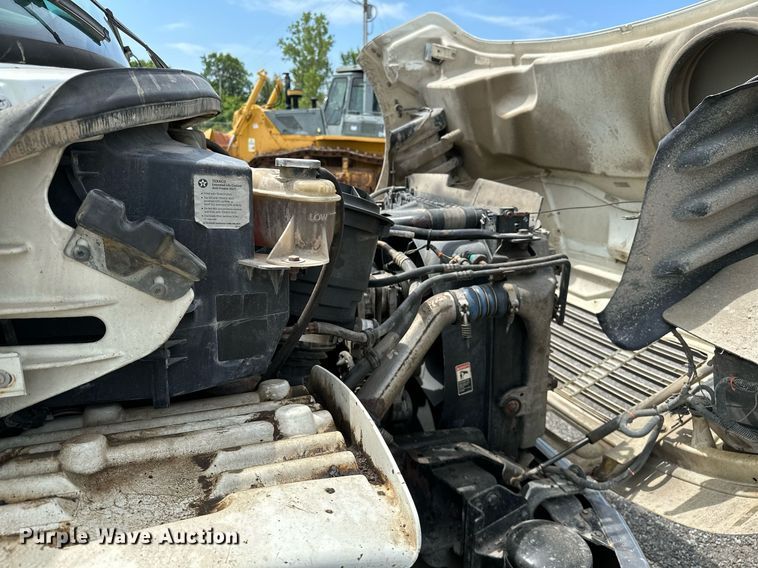 image for item OC9117 2008 Freightliner Business Class M2  dump truck