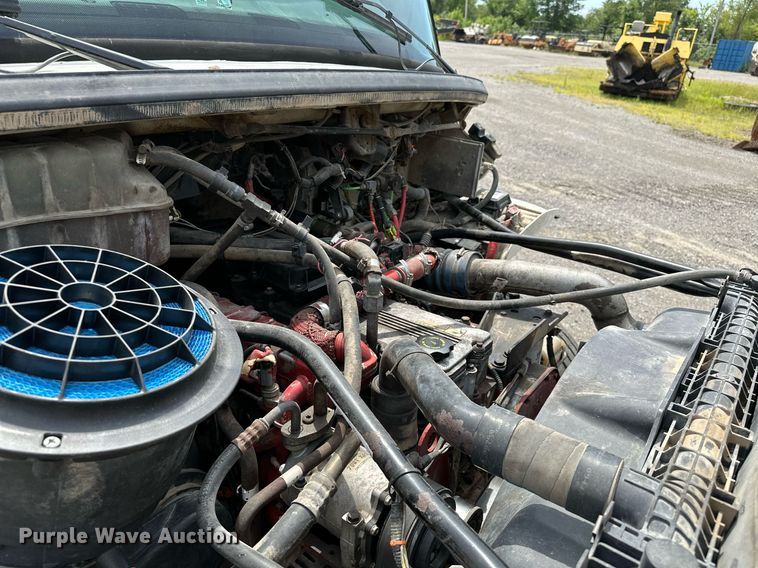 image for item OC9117 2008 Freightliner Business Class M2  dump truck