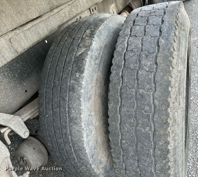 image for item OC9117 2008 Freightliner Business Class M2  dump truck