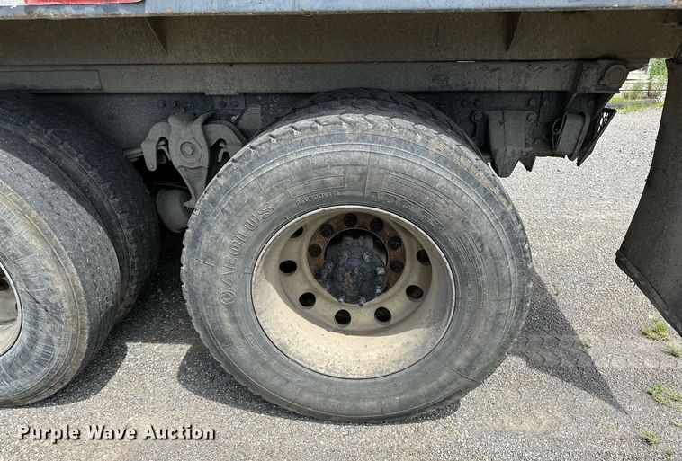 image for item OC9117 2008 Freightliner Business Class M2  dump truck