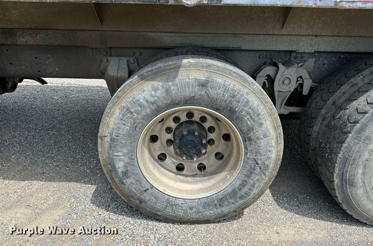 image for item OC9117 2008 Freightliner Business Class M2  dump truck