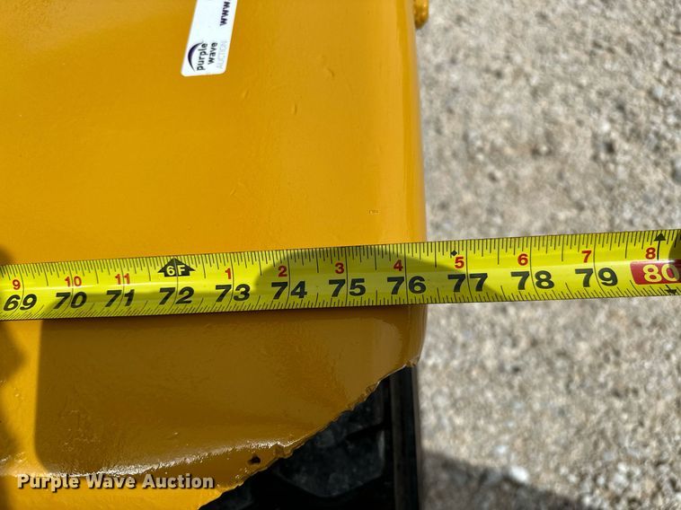 image for item OC9133 Clark  forklift