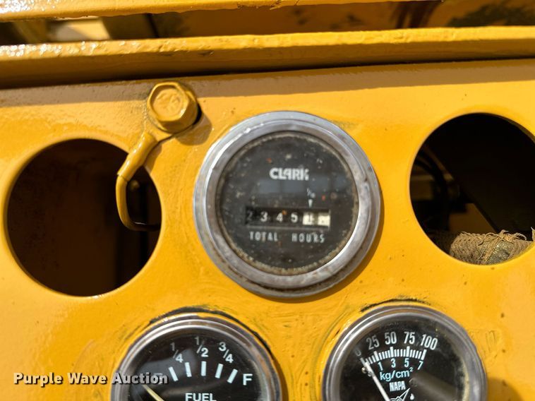 image for item OC9133 Clark  forklift