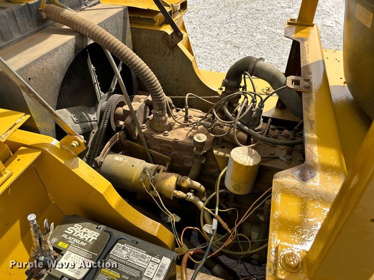 image for item OC9133 Clark  forklift