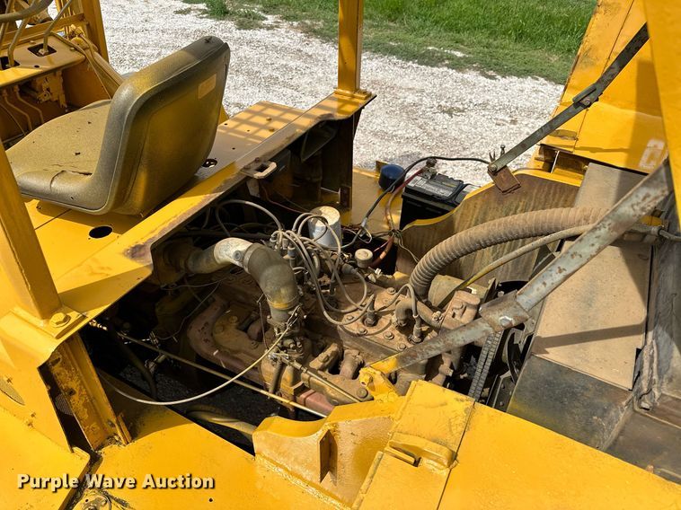 image for item OC9133 Clark  forklift