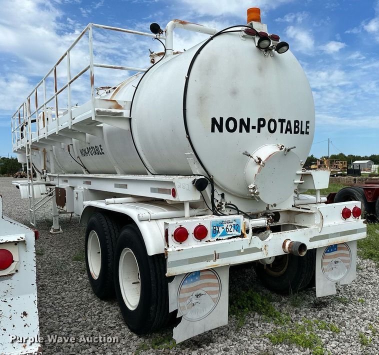 image for item OC9138 2014 Shop built  tank trailer