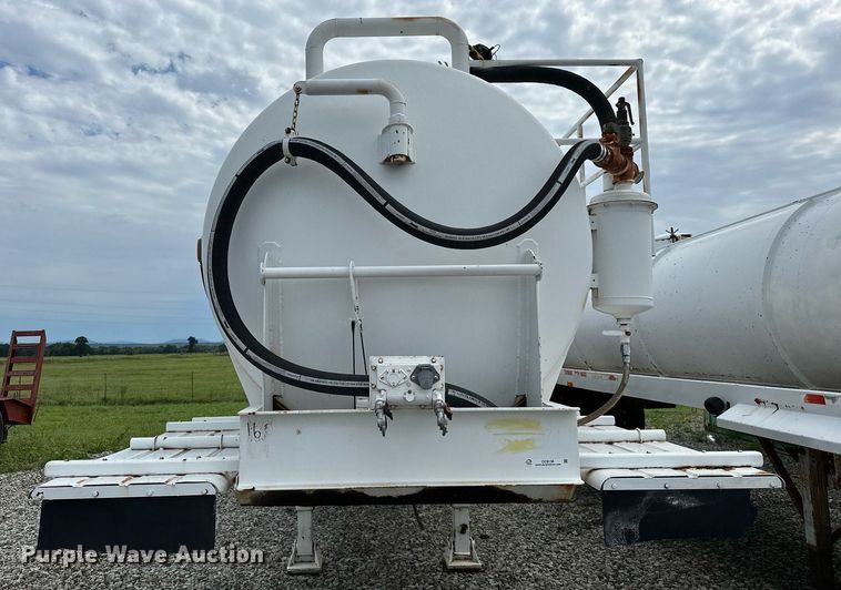 image for item OC9138 2014 Shop built  tank trailer